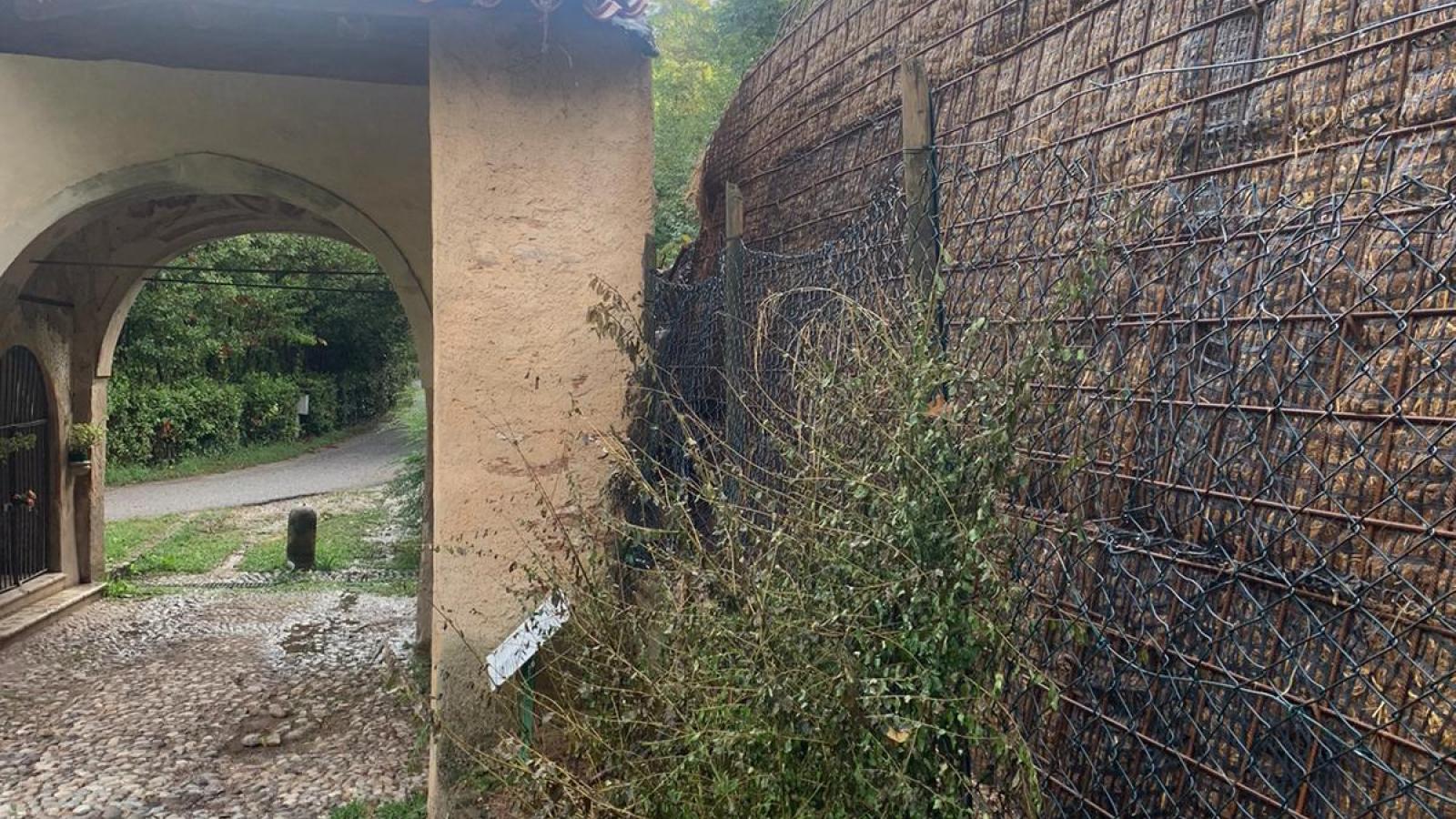 Galleria: Lavori abusivi in Loc. Marsina